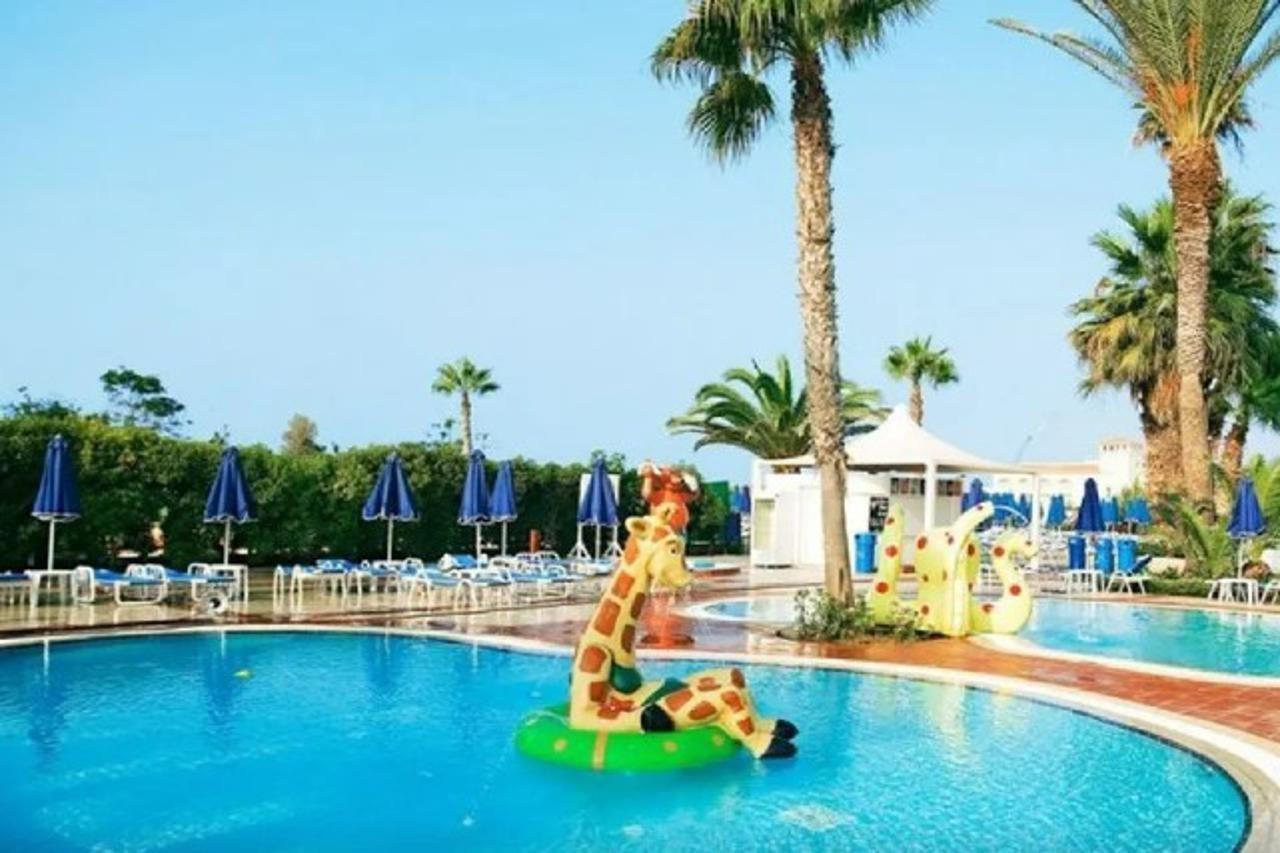 Sunwing Sandy Bay Beach Village Agia Napa Buitenkant foto